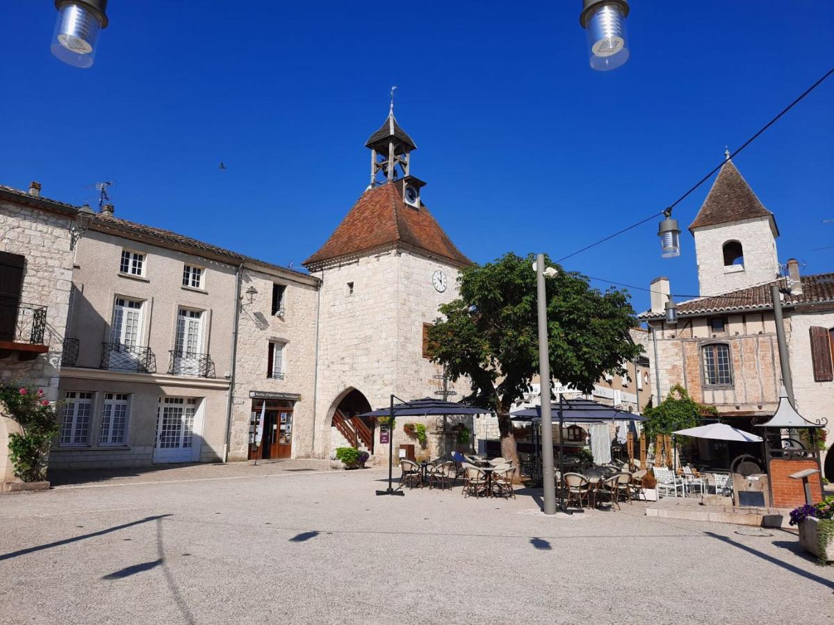 فندق Manoir Le Moulinal47 - Vue Panoramique Courbiac المظهر الخارجي الصورة